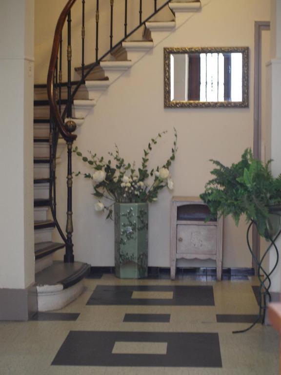 Hotel Des Facultes Лион Екстериор снимка