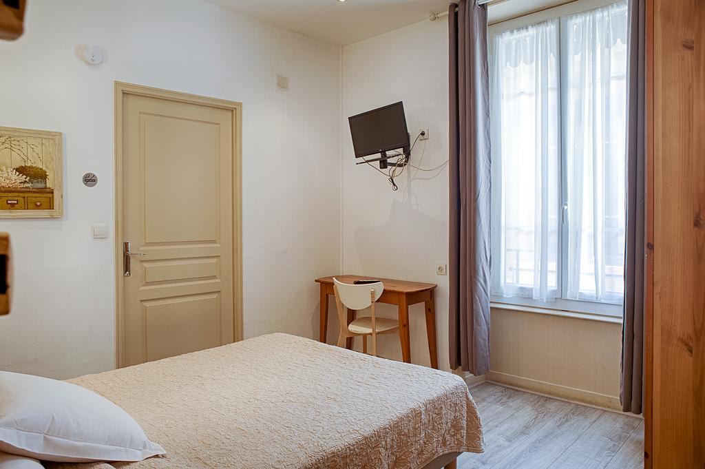 Hotel Des Facultes Лион Екстериор снимка