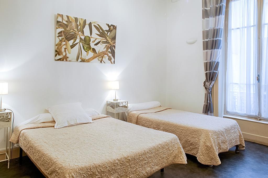 Hotel Des Facultes Лион Екстериор снимка