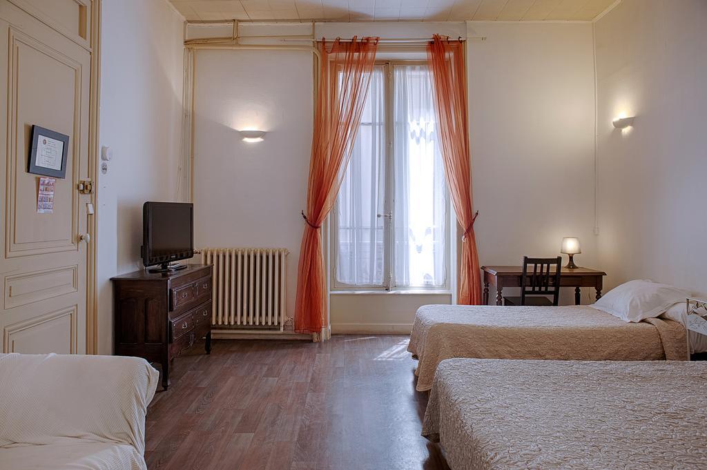 Hotel Des Facultes Лион Екстериор снимка